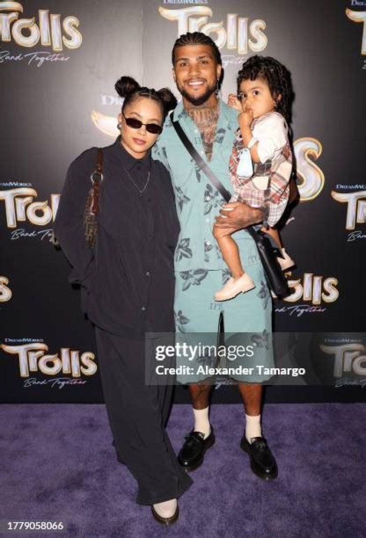 
Deandre Yedlin And Fiance Crystal Rodriguez Has A Baby Daughter Seneca 