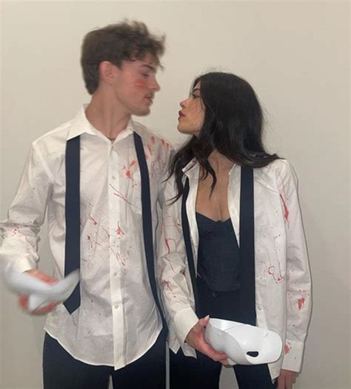 
Dylan Conrique And Her Boyfriend Skyler Lowell Celebrated Halloween With A Costume 