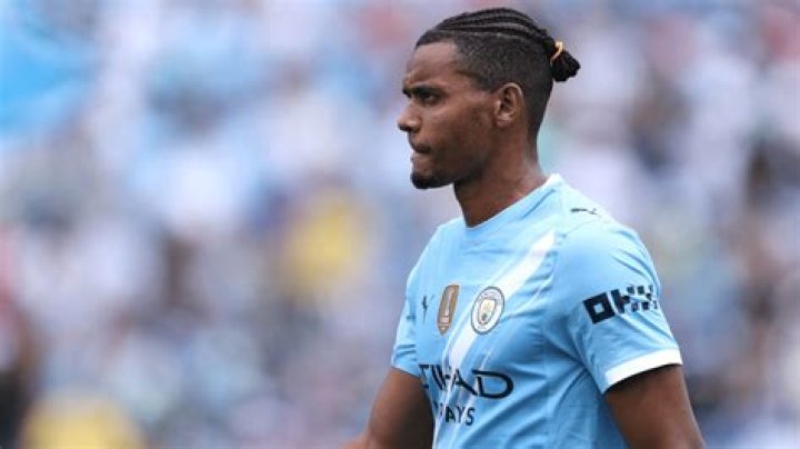 Manuel Akanji Height, Weight, Net Worth, Age, Birthday, Wikipedia, Who, Nationality, Biography