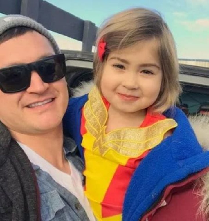 Nick McGlashan is not Married to Wife. Dating Girlfriend: Claire Hammond. Kids