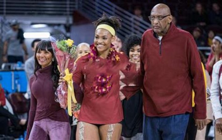 
Who Is Bob Lanier Wife Rose Lanier? Meet the Family Of Late Basketball Player 