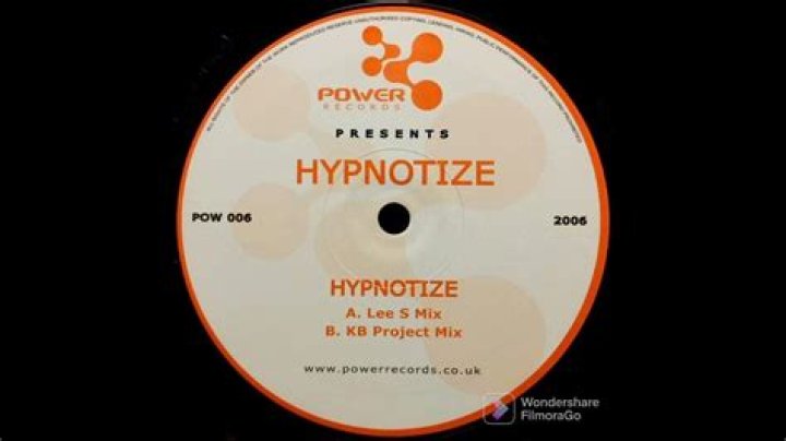 
Zinoleesky & Victony Share Recording Session Of Their Project, ‘Hypnotize’ 